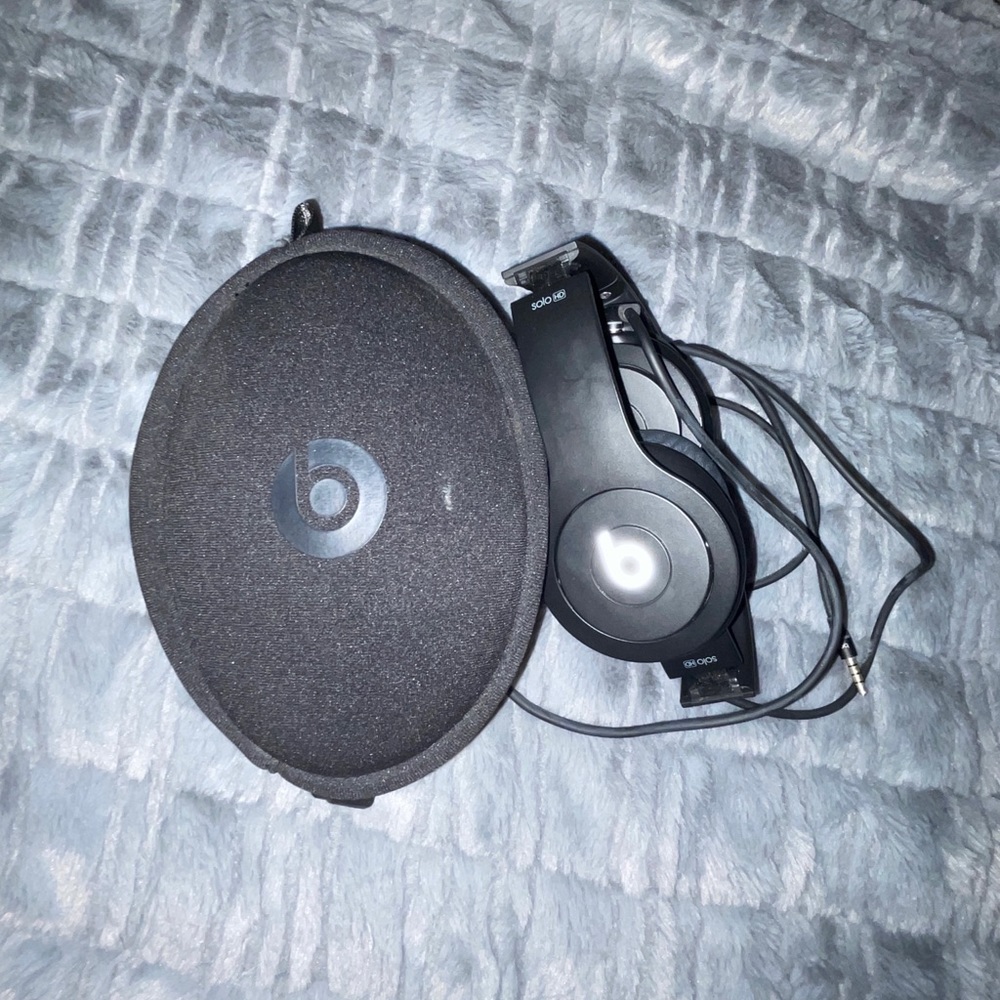 BeatsSoloHd by Dr. Dre